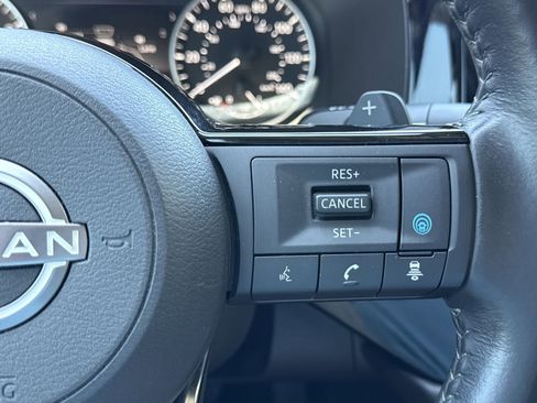 Used 2023 Nissan Pathfinder SL w/ SL Premium Package FWD image 23