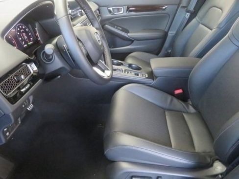 Used 2024 Honda Civic Sport Touring image 11