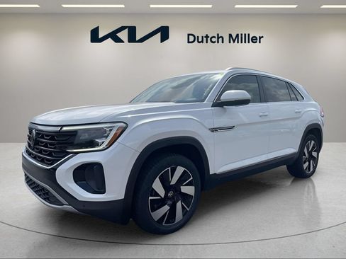 Used 2024 Volkswagen Atlas Cross Sport SEL AWD/4WD image 1