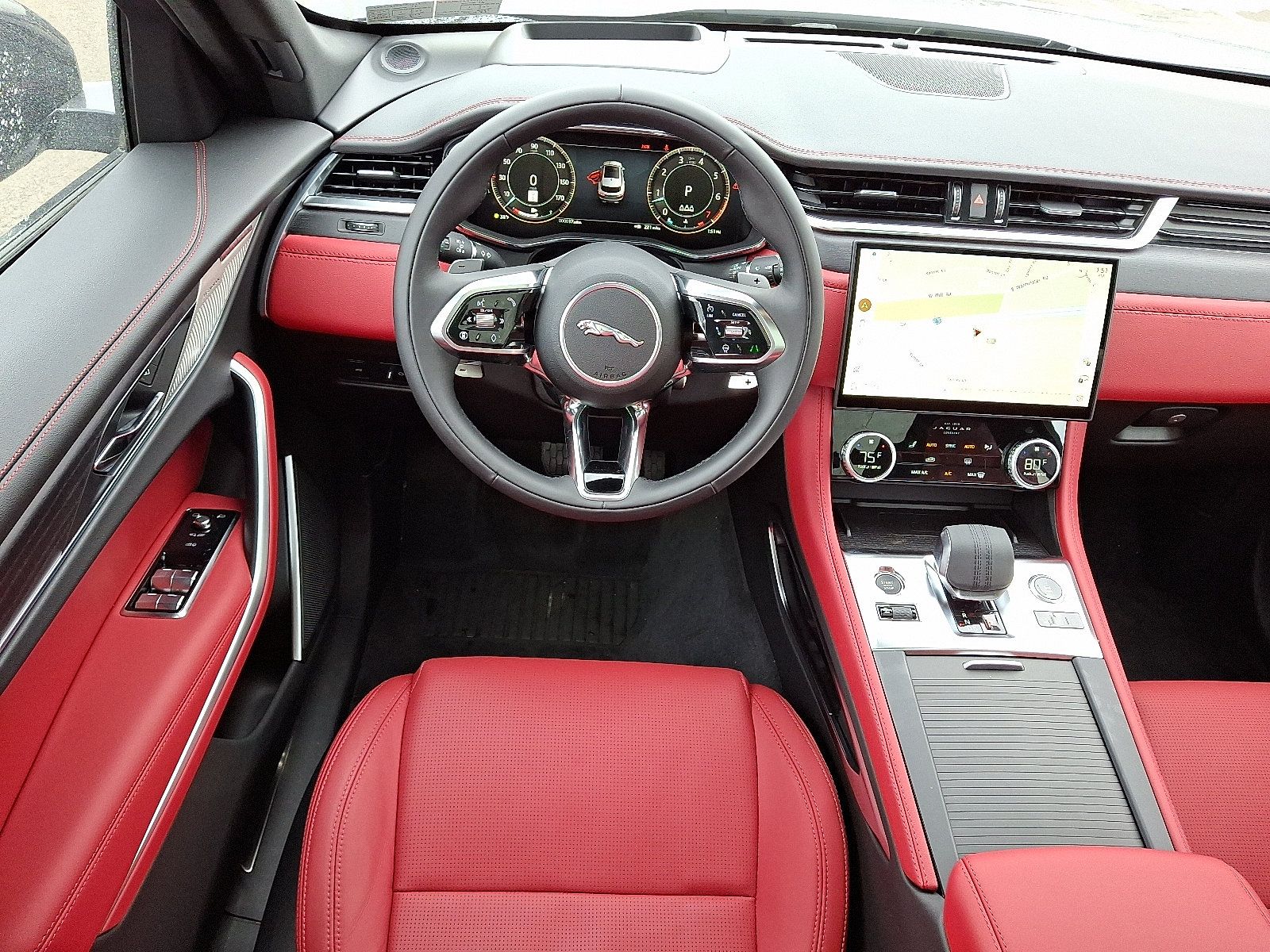 New 2026 Jaguar F-PACE R-Dynamic S AWD/4WD image 4