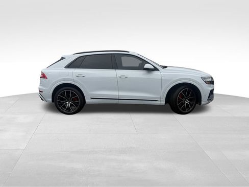 Used 2021 Audi Q8 Prestige w/ Prestige Package image 9