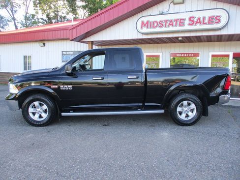 Used 2014 RAM 1500 Classic SLT w/ Protection Group AWD/4WD image 4