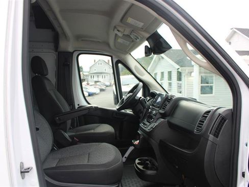 Used 2024 RAM ProMaster 2500 w/ Safety Group image 10