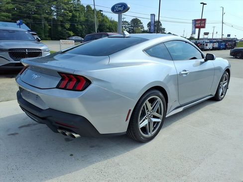 New 2025 Ford Mustang EcoBoost image 5