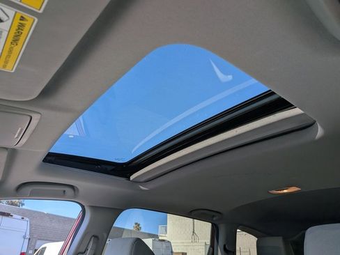 Used 2018 Honda CR-V EX image 13