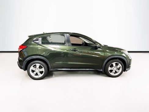 Used 2018 Honda HR-V LX image 5
