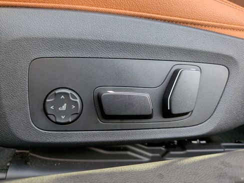 Certified 2025 BMW 230i Coupe RWD image 27