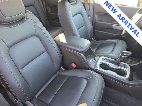 Used 2022 Chevrolet Colorado ZR2 image 40