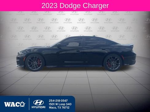 Used 2023 Dodge Charger R/T w/ Performance Handling Group image 2