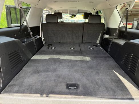 Used 2018 Chevrolet Suburban LT AWD/4WD image 11