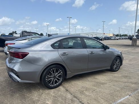 Used 2024 Kia Forte GT-Line w/ GT-Line Premium Package FWD image 9