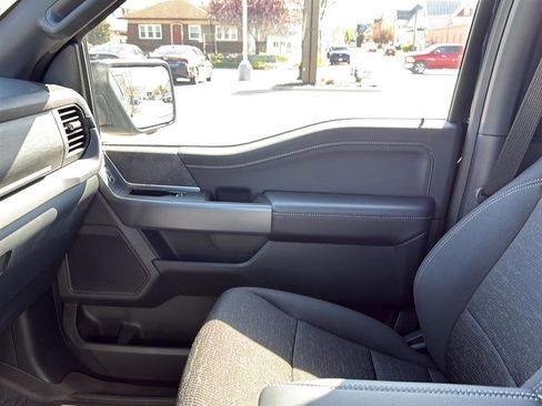 Used 2025 Ford F150 XLT w/ Equipment Group 302A MID AWD/4WD image 15
