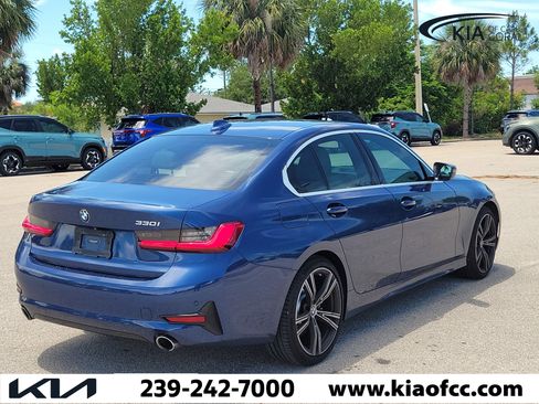 Used 2021 BMW 330i Sedan w/ Convenience Package RWD image 6