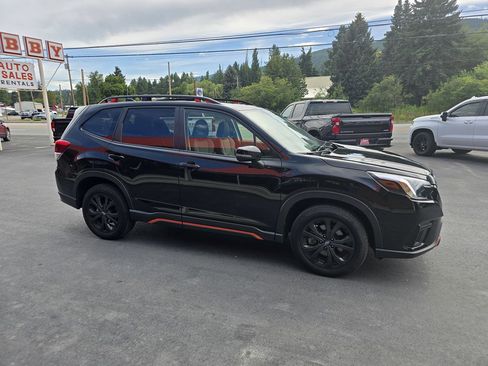 Used 2024 Subaru Forester Sport image 3