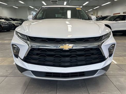Used 2024 Chevrolet Blazer LT w/ Convenience Package FWD image 15