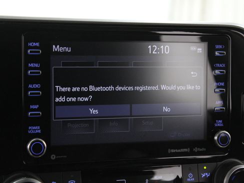 Used 2021 Toyota Highlander XLE image 12