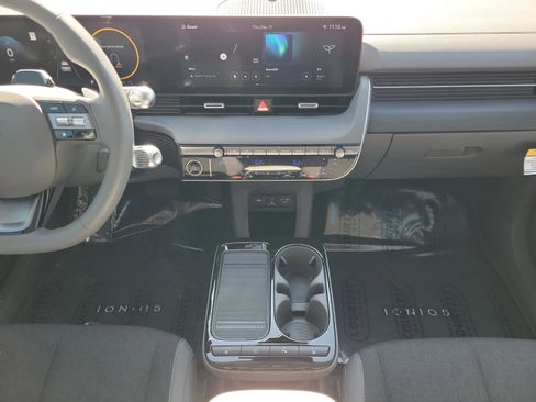 New 2026 Hyundai Ioniq 5 SE image 16