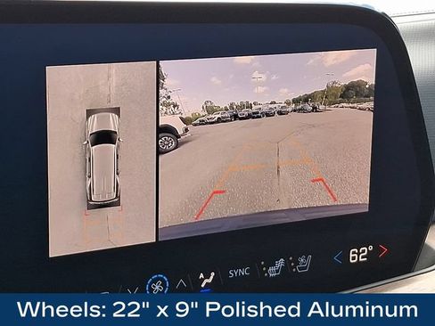 Used 2025 Chevrolet Tahoe High Country AWD/4WD image 13