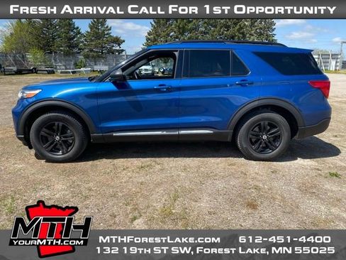 Used 2020 Ford Explorer XLT w/ Comfort Package AWD/4WD image 1