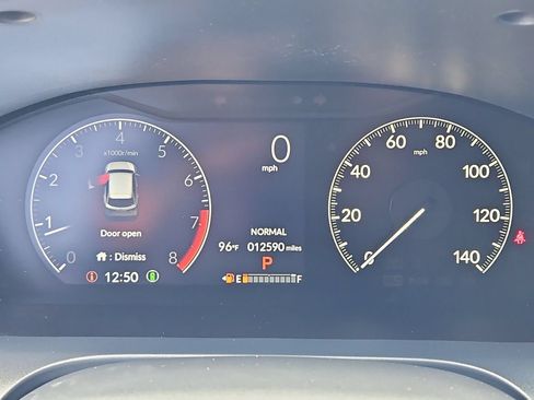 Certified 2025 Honda HR-V Sport image 28