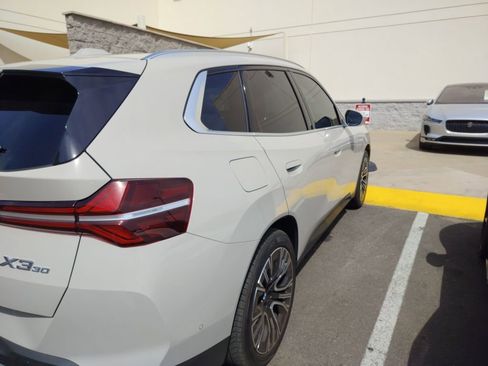 Used 2026 BMW X3 xDrive30 w/ Premium Package image 5