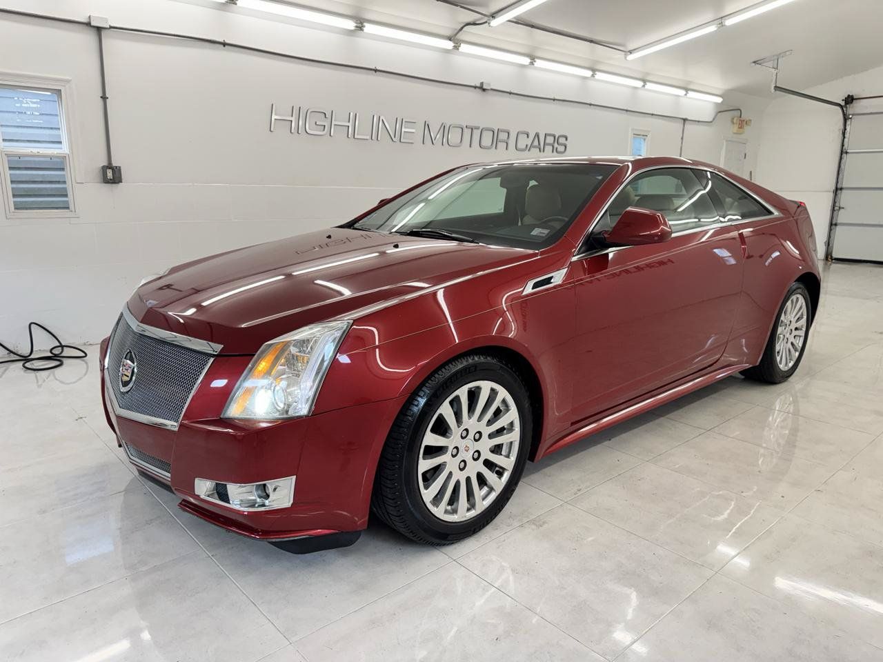 Used 2012 Cadillac CTS Performance RWD image 1