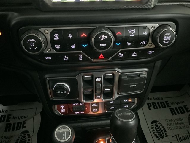 Used 2023 Jeep Gladiator Rubicon AWD/4WD image 45