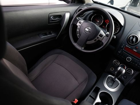 Used 2010 Nissan Rogue SL w/ Premium Pkg image 20