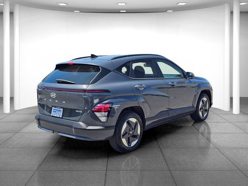 Certified 2024 Hyundai Kona SEL FWD image 6