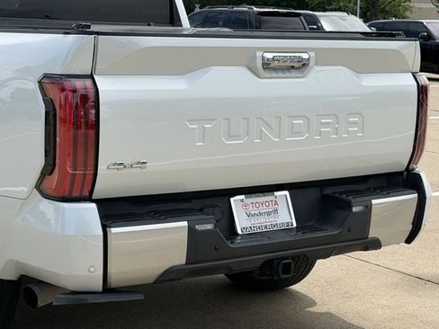 Used 2023 Toyota Tundra Limited AWD/4WD image 6