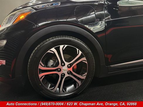 Used 2017 Chevrolet Bolt Premier w/ Driver Confidence II Package image 34