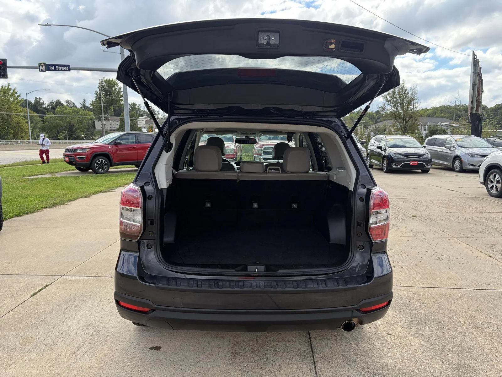 Used 2014 Subaru Forester 2.5i Limited w/ Popular Package #2 AWD/4WD image 29