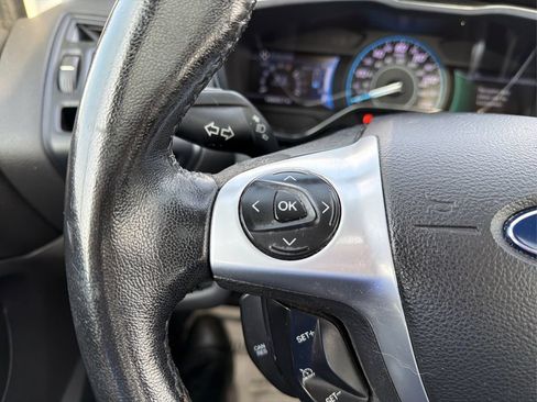 Used 2014 Ford C-MAX SE w/ Equipment Group 203A FWD image 28