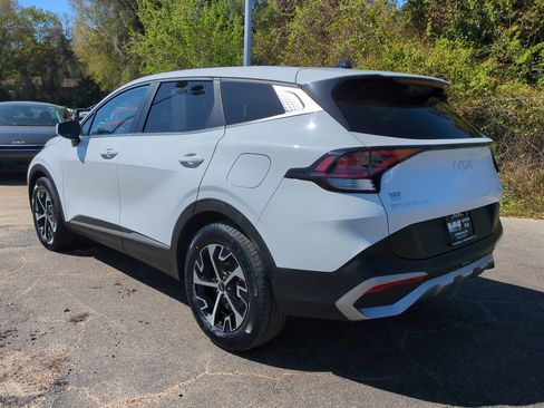 Certified 2023 Kia Sportage EX image 6
