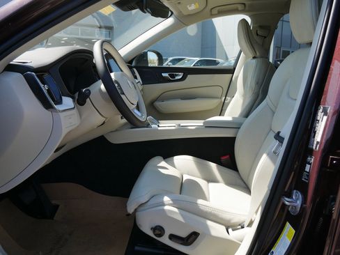 New 2026 Volvo XC60 B5 Ultra w/ Climate Package AWD/4WD image 5