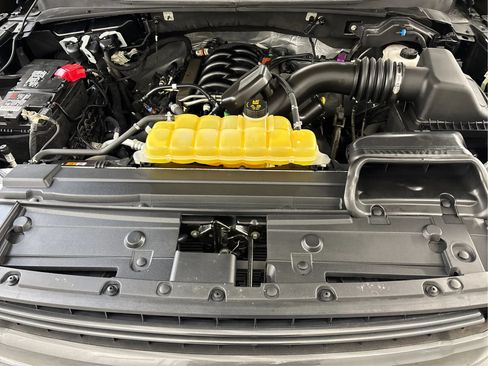 Used 2020 Ford F150 Lariat w/ Equipment Group 502A Luxury AWD/4WD image 29