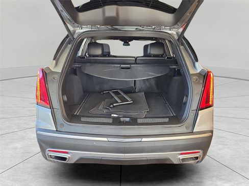Used 2025 Cadillac XT5 Premium Luxury image 13
