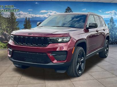 New 2025 Jeep Grand Cherokee Laredo