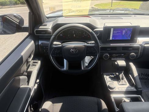 Used 2025 Toyota 4Runner SR5 RWD image 2