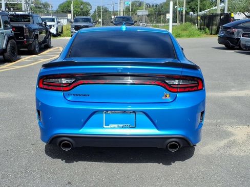 Used 2015 Dodge Charger R/T Scat Pack w/ Technology Group RWD image 6