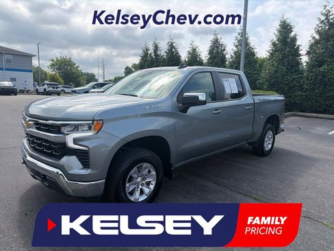 Used 2026 Chevrolet Silverado 1500 LT AWD/4WD image 1