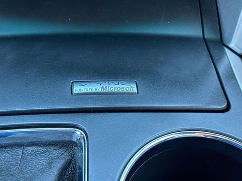 Used 2012 Ford Explorer XLT image 23