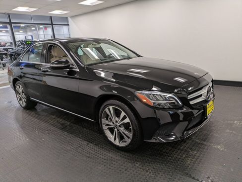 Used 2019 Mercedes-Benz C 300 4MATIC Sedan image 3