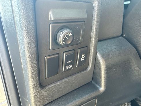 Used 2013 Nissan Rogue S AWD/4WD image 40
