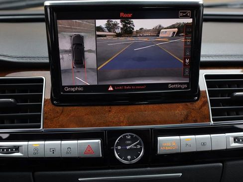 Used 2013 Audi A8 L 3.0T image 38