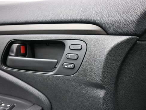 Certified 2024 Honda Ridgeline TrailSport image 32