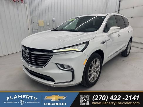 Used 2023 Buick Enclave Essence w/ Experience Buick Package image 6