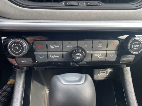 Used 2024 Jeep Compass Limited w/ Elite Group image 28