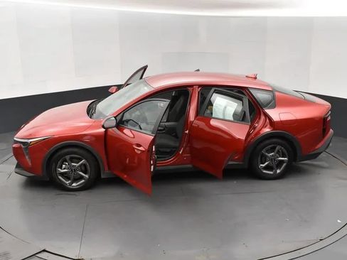 Used 2025 Kia K4 FWD image 7