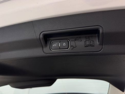 New 2026 Ford Explorer Active w/ Active Comfort Package image 66